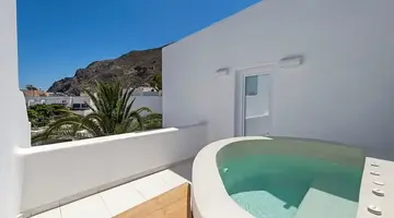 Cavo Bianco Hotel