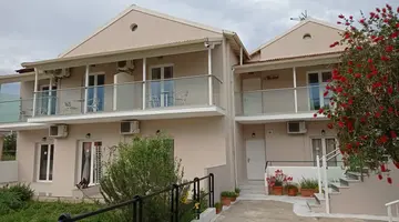 Cavo D oro Complex