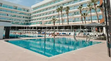 Cavo Maris Beach Hotel & Suites
