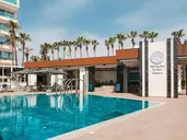 Cavo Maris Beach Hotel & Suites
