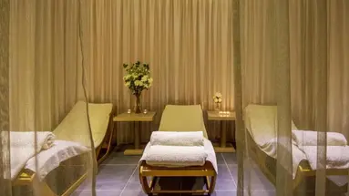 Cavo Maris Beach Hotel & Suites