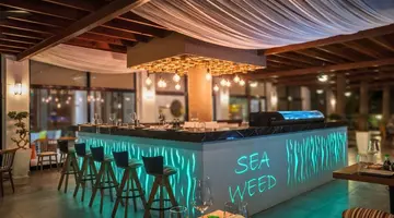 Cavo Maris Beach Hotel