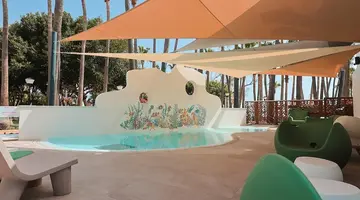 Cavo Maris Beach Hotel