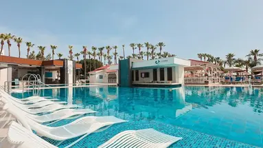 Cavo Maris Beach Hotel