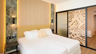 Cavo Maris Beach Hotel