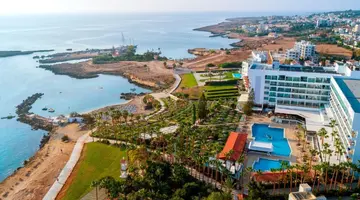 Cavo Maris Beach Hotel