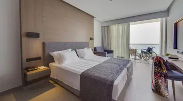 Cavo Maris Beach Hotel