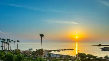 Cavo Maris Beach Hotel