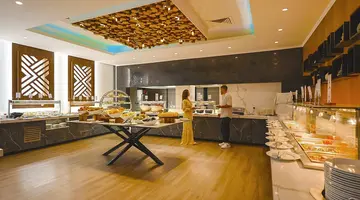 Cavo Maris Beach Hotel