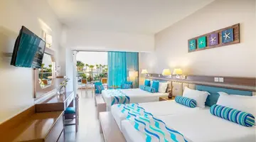 Cavo Maris Beach Hotel