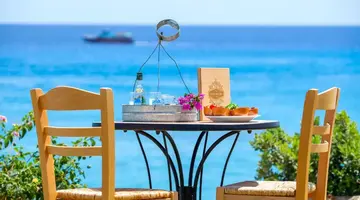 Cavo Maris Beach Hotel