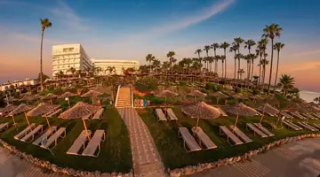 Cavo Maris Beach Hotel