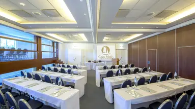 Cavo Maris Beach Hotel