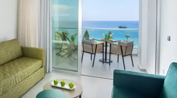 Cavo Maris Beach Hotel