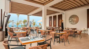 Cavo Maris Beach Hotel