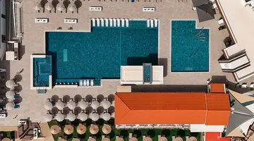 Cavo Maris Beach Hotel