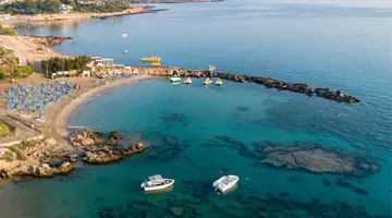 Cavo Maris Beach Hotel