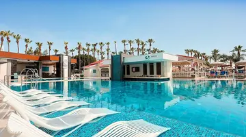 Cavo Maris Beach Hotel