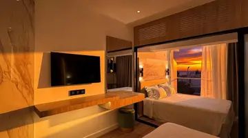 Cavo Maris Beach Hotel