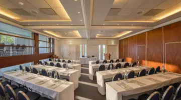Cavo Maris Beach Hotel