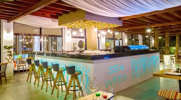Cavo Maris Beach Hotel