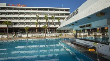 Cavo Maris Beach
