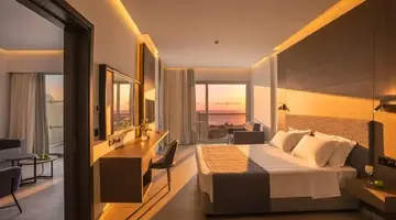 Cavo Maris Beach