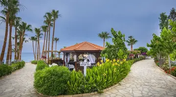 Cavo Maris Beach