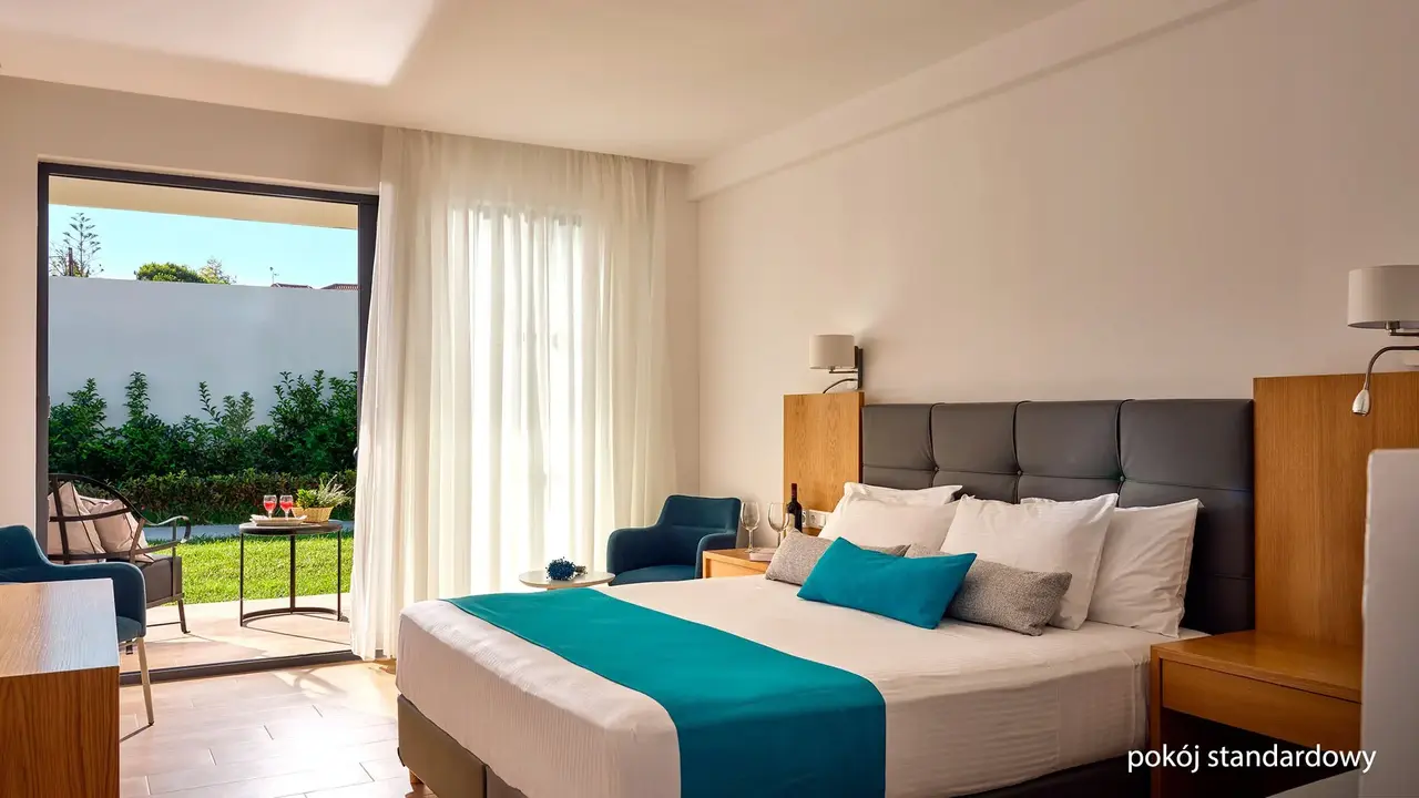 Cavo Orient Beach Hotel & Suites