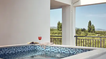 Cavo Orient Beach Hotel & Suites