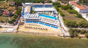 Cavo Orient Beach Hotel