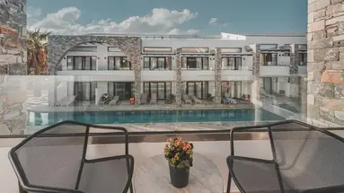 Cavo Suites