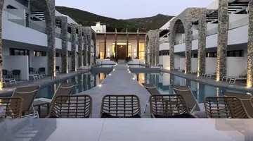 Cavo Suites