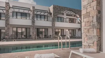 Cavo Suites