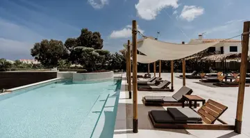 Cavo Zoe Hotel