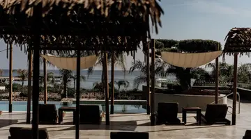 Cavo Zoe Seaside Hotel