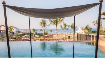 Cavo Zoe Seaside Hotel