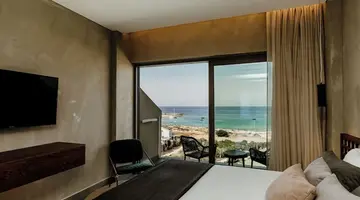 Cavo Zoe Seaside Hotel