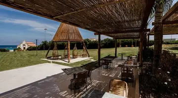 Cavo Zoe Seaside Hotel