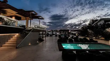 Cavo Zoe Seaside Hotel