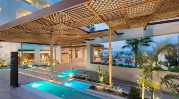 Cavo Zoe Seaside Hotel