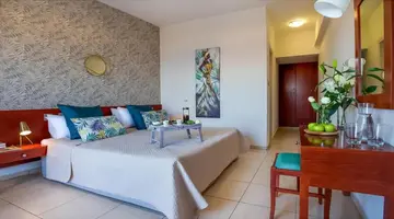 Cavo Zoe Seaside Hotel