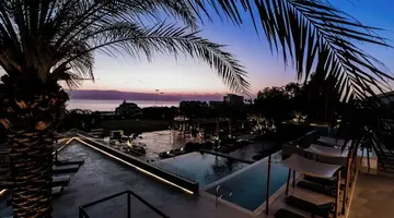 Cavo Zoe Seaside Hotel