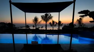 CAVO ZOE SEASIDE HOTEL
