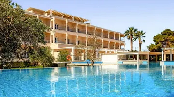 Cavomarina Beach Hotel