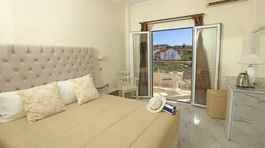 Cavomarina Beach Hotel