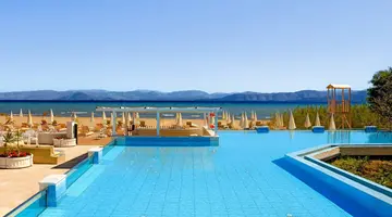 Cavomarina Beach Hotel