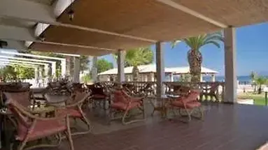 Cavomarina Beach Hotel
