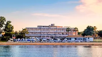 Cavomarina Beach Hotel