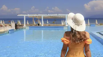 Cavomarina Beach Hotel